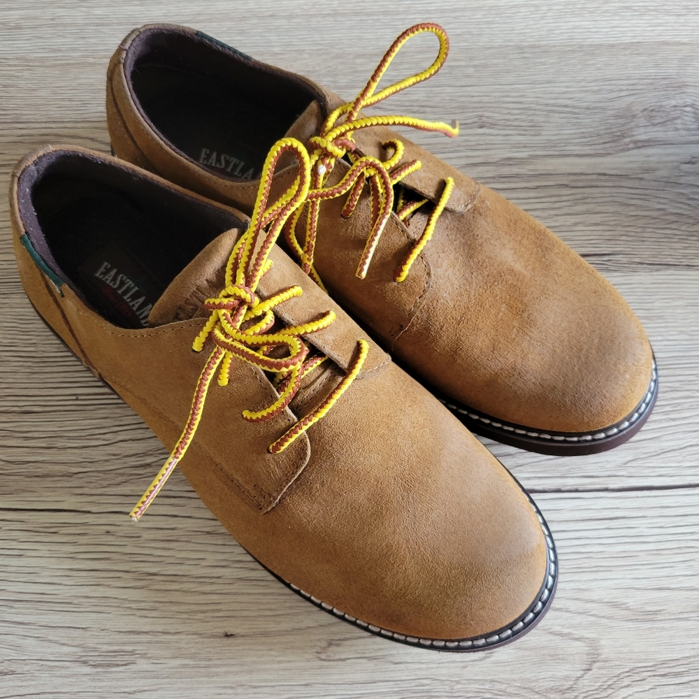 Eastland Buckaroo oxfords size 8